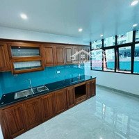 Bán Nhà Hoàng Quốc Việt 6 Tầng Thang Máy- 10M Ra Ô Tô Tránh, Kinh Doanh Sầm Uất Nhỉnh 8 Tỷ