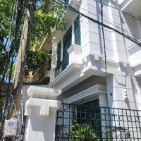 (Chính Chủ )Bán Nhà Riêng Tại Hoàng Quốc Việt, 30,9 Tỷ, 88M2, 14 Phòng Ngủ Đẹp, Nhiều Tiện Ích, Uy Tín