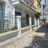 (Chính Chủ )Bán Nhà Riêng Tại Hoàng Quốc Việt, 30,9 Tỷ, 88M2, 14 Phòng Ngủ Đẹp, Nhiều Tiện Ích, Uy Tín