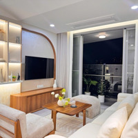 Bán Căn Hộ Green Valley 2 Phòng Ngủ96M2 - Full Nội Thất Siêu Nét. Liên Hệ: 0903827357