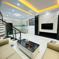 Bán Nhà Ngõ Trung Phụng - Lô Góc - 40M 4 Tầng Xây Mới - Nhỉnh 7 Tỷ - Sân Để Xe Rộng