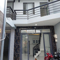Bán Nhà 1 Lầu - Ban Công Thoáng Mát - Quận 7