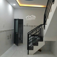 Bán Nhà 1 Lầu - Ban Công Thoáng Mát - Quận 7