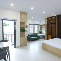 Cho Thuê Phòng Full Nội Thất Ban Công Ở Trần Văn Đang, Quận 3