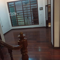 Cho Thuê Nhà Nguyên Căn Nguyễn Khánh Toàn.diện Tích123M2, 5 Tầng, 5 Ngủ, Khách, Bếp, Hầm Rộng, Giá 28 Triệu