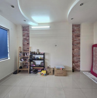 Bán Nhà Mặt Tiền Tô Ngọc Vân, Linh Tây, Thủ Đức 3T 105M2 Chỉ 16.4 Tỷ.