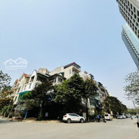 Biệt Thự Xây Thô Sau Quận Uỷ Tây Hồ, 96M2 4 Tầngmặt Tiền8M, Vỉa Hè Ô Tô Tránh, Ô Chờ Thang Máy, 43 Tỷ