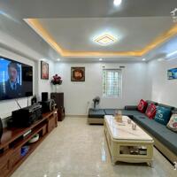 Bán nhà riêng, đường Chợ Hàng, 4 tỷ, 45 m2,Ngõ 4m, vị trí đẹp hot!