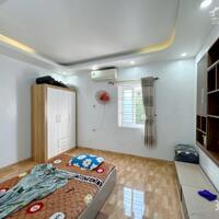 Bán nhà riêng, đường Chợ Hàng, 4 tỷ, 45 m2,Ngõ 4m, vị trí đẹp hot!