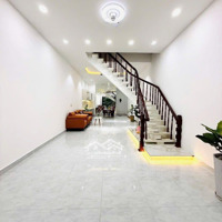 Nhà Đẹp Đường Hồ Bá Phấndiện Tích92M2 Sát Trường Ngô Thời Nhiệm Đang Cho Thuê 15 Triệu/Tháng Dân Cư Đông Đúc