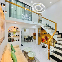 Nhà Ngộp Sơn Lại Như Mớidiện Tích40M2 Sổ Sẵn Đường Luỹ Bán Bích Giáp Đầm Sen Q11 Đang Cho Thuê 6 Triệu/Tháng