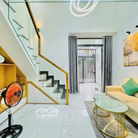 Nhà Ngộp Sơn Lại Như Mớidiện Tích40M2 Sổ Sẵn Đường Luỹ Bán Bích Giáp Đầm Sen Q11 Đang Cho Thuê 6 Triệu/Tháng