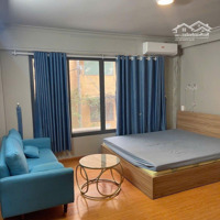 Căn Hộ Full Nội Thất Cao Cấp Lê Thánh Tôn Quận 1