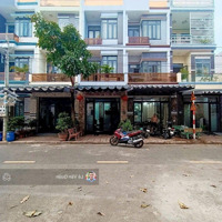 Bán Nhà Lê Phong Trung Tâm Y Tế Dĩ An