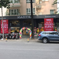 Bán Nhà Góc 2Mt Phố Ẩm Thực Seoul Phú Mỹ Hưng, Quận 7,Diện Tích10X20M, 5 Tầng, Hđt 370 Triệuiệu. Giá Bán 87 Tỷ