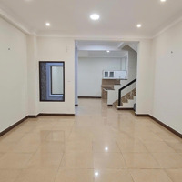 Giá Cực Chất! 210 Triệu/M2 Có Nhà Cực Đẹp - Nở Hậu: 10Mx20 - Tại Khu Vip Trần Nhật Duật, Q1 Chỉ 23,5 Tỷ
