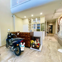 Nhà Mặt Tiền - Khúc Đẹp Nhất Huỳnh Văn Bánh -Diện Tích110M2(5X22) Chỉ 40 Tỷ Lẻ Tl