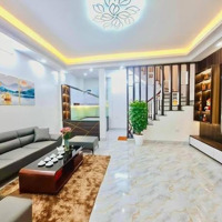 Bán Nhà Cát Linh - Gần Ga Hà Nội, Ô Tô Đỗ - 33.2M2 X 6T Thang Máy - Giá Bán 10.3 Tỷ