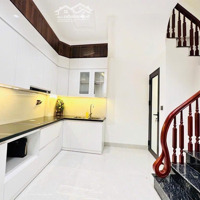 Nhà Làng Cót Yên Hòa, Đẹp Đẳng Cấp, Nội Thất Mới Xịn Sang Trọng 30M2, 5 Tầng Full Công Năng.