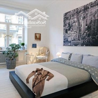Bán Ngay Căn 2 Phòng Ngủđủ Đồ Toà N01T5. Ở Luôn. Liên Hệ: 0868678694