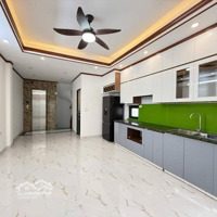 Bán Nhà Lò Đúc Thang Máy Ngay Gần Phố 42M Giá Bán 8,9Tỷ