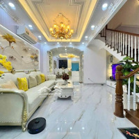 Bán Nhà 110Mv Tại Thị Trấn Nhà Bè, Có Thang Máy. Lhe 0933.573.773 Gặp Ti Để Xem Nhà Vàcó Thương Lượngvới Chủ.