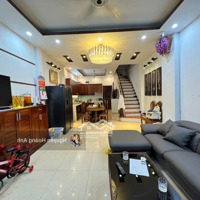 Siêu Phẩm Cầu Giấy. Lô Góc. 45M2 X 5 Tầng Giá Chỉ 9 Tỷ