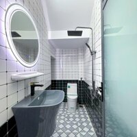 Nhà lầu đẹp 3 phòng ngủ - Gần bệnh viện Đa khoa Trung Ương
