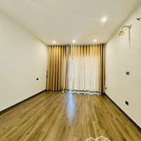 Bán Gấp Căn Nhà Phố Cổ Linh Diện Tích: 30M2 Nhà 5 Tầng Giá Bán 3.55 Tỷ.