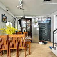 4,5M X 17M Q.3- Lê Văn Sỹ, Ngay Giáo Xứ Vườn Lài5 Tầng Sân Thượng, 8 Phòng Ngủ 9 Vệ Sinhcao Cấp Thu 6Otr