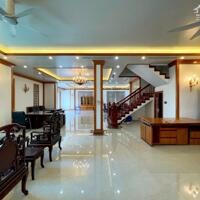 Bán Nhà biệt thự 3.5 Tầng thang máy, lô góc, Tuyến 3 lê Hồng Phong Hải Phòng, vị trí VIP, giá 33 tỷ.