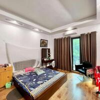 BÁN NHÀ 5.4 TỶ 4 TẦNG 74M2 CÓ SÂN ĐỂ Ô TÔ VỊ TRÍ VIP KHU HOÀ VƯỢNG