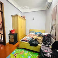Bán Nhà 4 Tầng Mặt Phố Đường Phạm Văn Đồng, 68 M², Mặt Tiền 5M, Vỉa Hè Đá Bóng, Kinh Doanh Đỉnh.