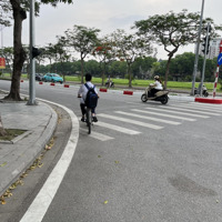 Liền Kề Khu Đô Thị Việt Hưng, 105M2 Lô Góc Nhà 4 Tầng Giá Chưa Đến 300 Triệu.m2