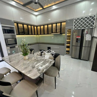 Hot! Bán Nhà Phố 100M2 Đường Huỳnh Tấn Phát, Xã Phú Xuân, Nhà Bè, 8,9 Tỷ