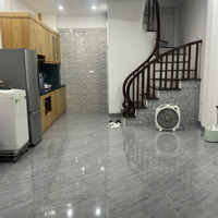 Bán Nhà Đê La Thành Nhà Mới 33.6M2 X 6T Giá Bán 11.3 Tỷ