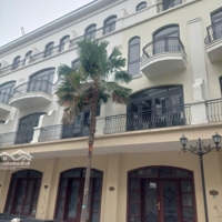 Cần Thoát Vốn Căn Chà Là ; 6 Tỷ 9 . Diện Tích: 48 M2 Lh; 0942218658