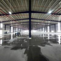 Cho thuê 4300m2 xưởng mới 100% Tân Uyên , PCCC tự động, đường công, giấy tờ đầy đủ
