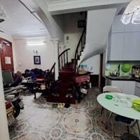 Bán Nhà P/Lô 2 Ô Tô Tránh Quận Ba Đình Lô Góc 40m5T MT5m 2 THOÁNG 16 Tỷ Kim Mã Thượng.