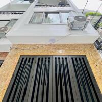 Bán nhà Hoàng Cầu - 33m x 6 tầng mới tinh Lô góc - Full nội thất giá 8 tỷ