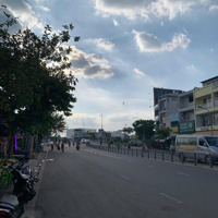 Bán Nhàmặt Tiềndương Đình Nghệ, Q11. Dt: 4X16M - 4 Tầng. Cn: 64 M2 Hướng Đông Bắc. Giá Bán 14 Tỷ Tl