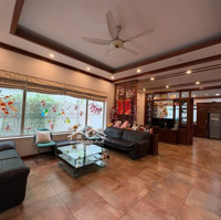 Siêu Biệt Thự Phân Lô Cầu Giấy, Đẳng Cấp Lô Góc 3 Thoáng, Vỉa Hè, Ô Tô Tránh, Kết Nối Trực Tiếp Chủ