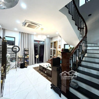 Bán Biệt Thự 2 Mặt Tiền
Tân Kiểng, Quận 7 Chỉ 14.9 Tỷ
 Diện Tích: 116M | Kết Cấu: 1 Trệt, 1 Lầu