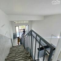 Nhà mới đẹp 2 phòng đậu được ô tô