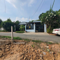 Bán Gấp Đất Ngay Trường Th Khánh Bình, Đ. Khánh Bình 6, Tân Uyên, 102M2/ 800 Triệu, Sổ Riêng, Full Thổ