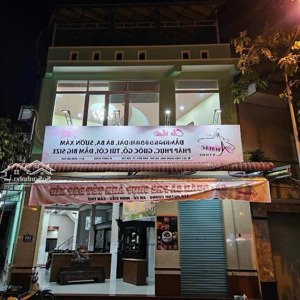 nhà ba mặt tiền ba tần số 118 bờ hồ huỳnh cương