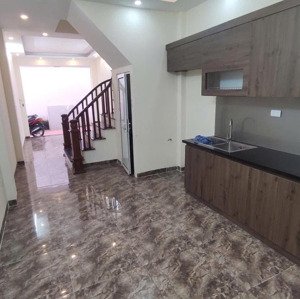 chính chủ, cho thuê căn nhà nguyên căn tại tổ dân phố yên thành, p. biên giang, hà đông giá chỉ 6tr