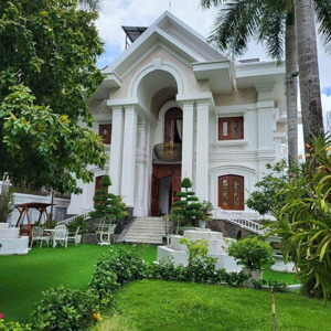 bán biệt thự 2 mặt tiền đường trần văn giàu và mặt tiền sông, thuộc kdc vạn phát cồn khương