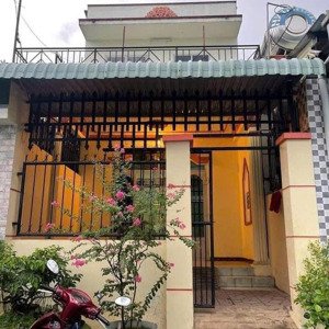 chính chủ cho thuê nhà tại dĩ an, gần công viên dĩ an, siêu thị go ( liên hệ 0938577.255)