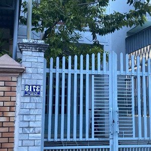 Cho Thuê Nhà 2 Tầng, 90m2, 2pn, Hẻm Xe Hơi đ.trương định, Tp.bà Rịa-vũng Tàu